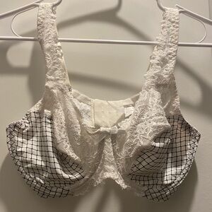 New Without Tag Curve Muse  Size 36D Bra With Underwire